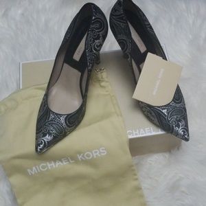 Michael Kors Pump